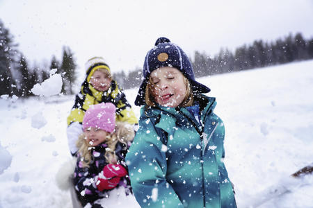 Weihnachtsmann mit Winterspaß